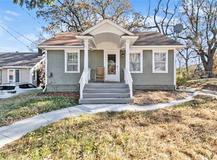 447 Huntington Ave, Council Bluffs, IA 51503