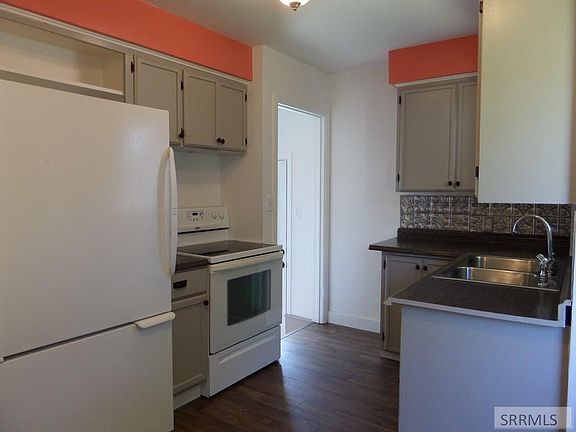 5th image of 1045 North Blvd