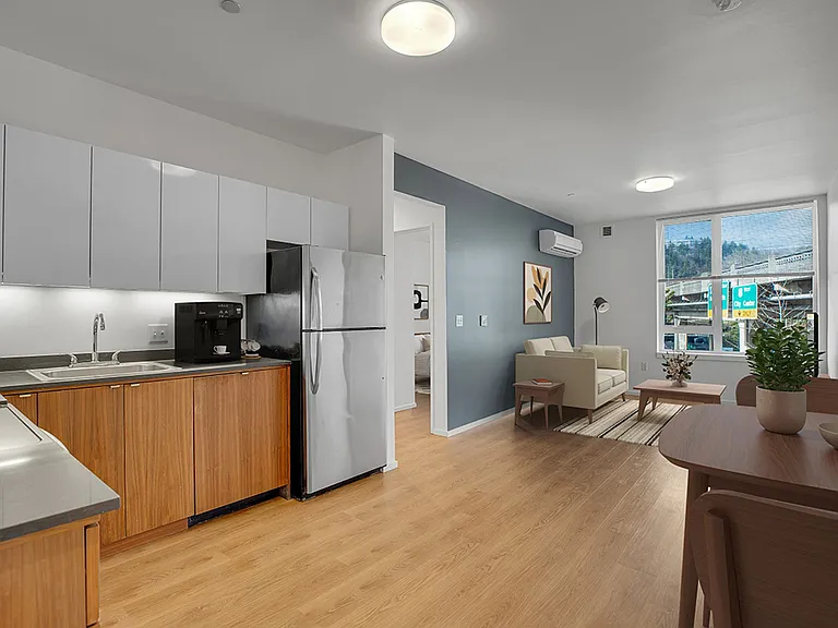 The Emery Apartments — Photo 23