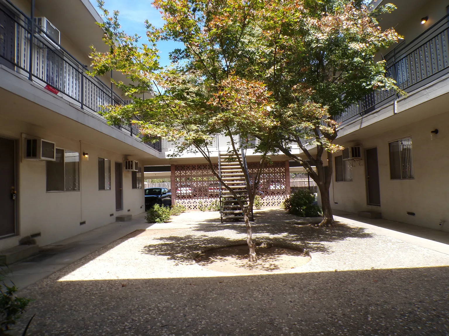 845 Kimball Avenue - 13 — Photo 3