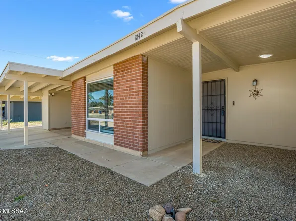 8142 E 5th St, Tucson, AZ 85710