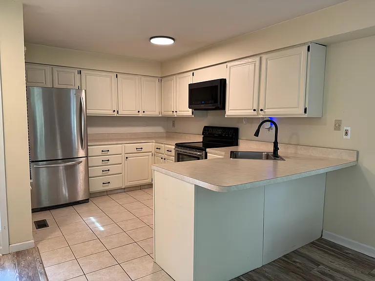 107 Cheswold Ct #107 — Photo 5