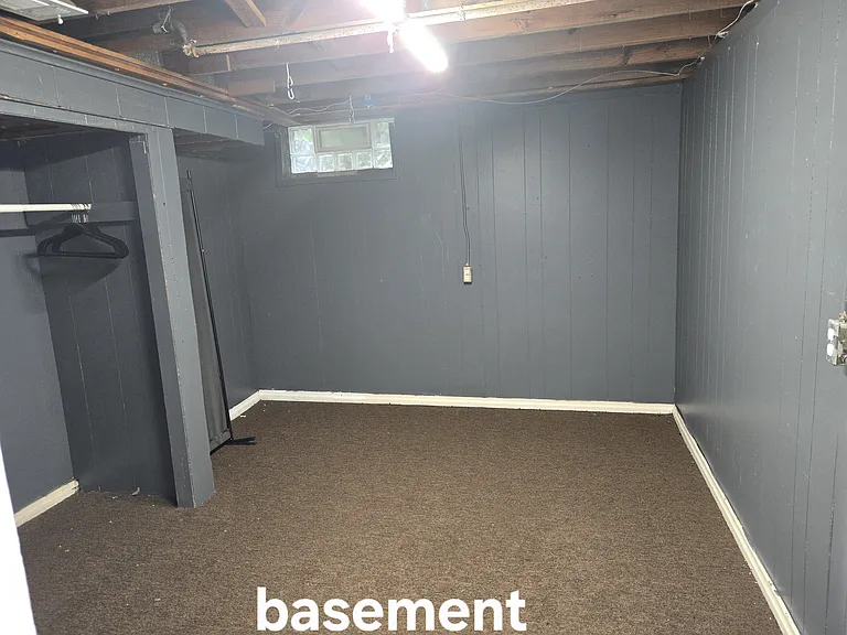 770 E Chesterfield St — Photo 22
