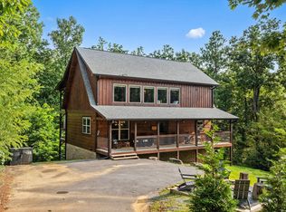 834 Pine Top Ln, Gatlinburg, TN 37738
