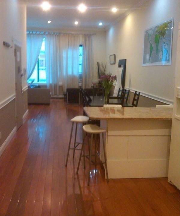 1st image of 89 Chambers St