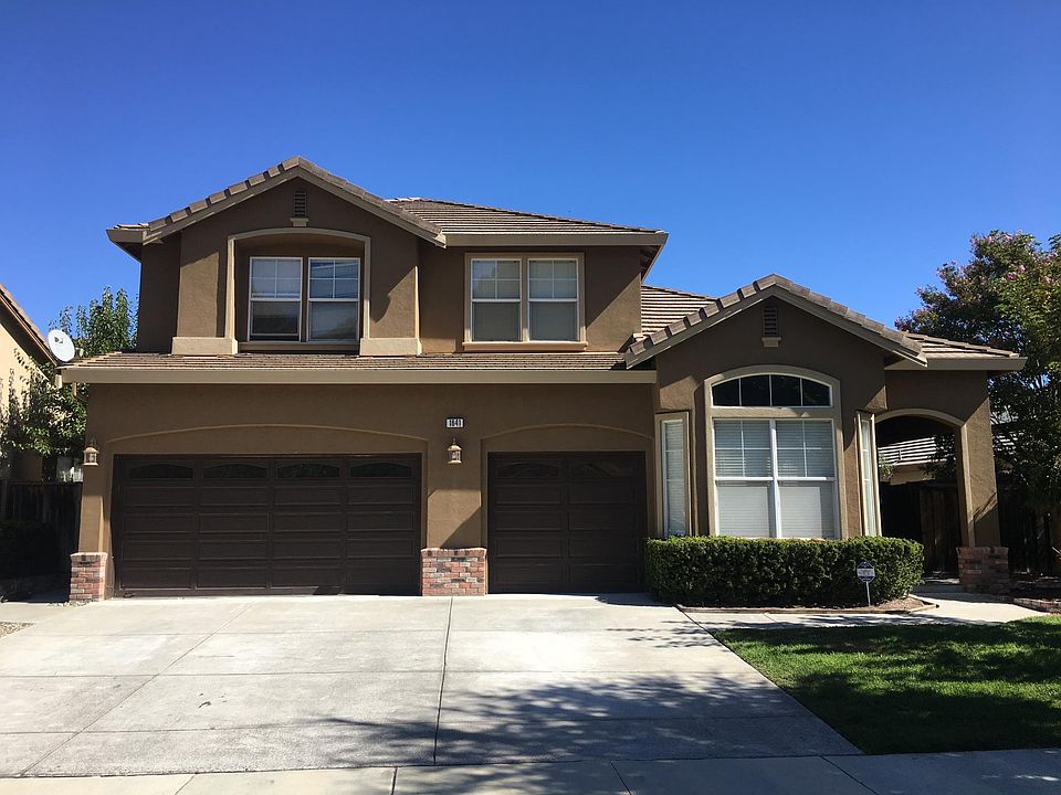 1st image of 1641 Valley Oaks Dr