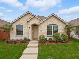 2925 Meadowlands Dr, Heartland, TX 75126