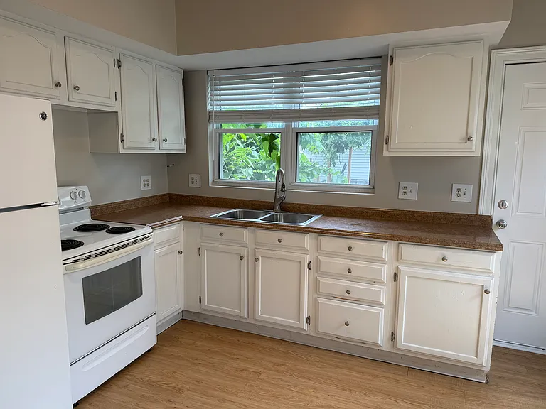 1045 E Tabor St #1 — Photo 6
