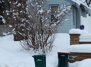 403 Dartmoor Rd, Willernie, MN 55090