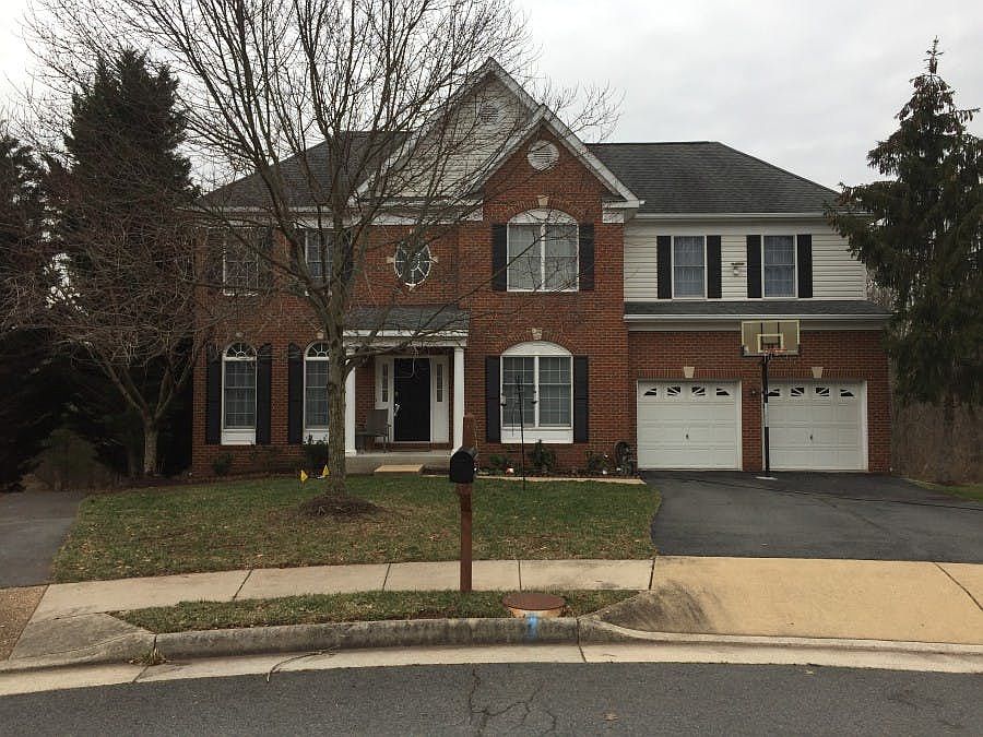13364 Horsepen Woods Ln, Herndon, VA 20171 Zillow