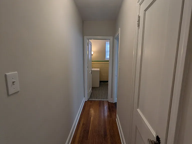 25 N 18th St #C-2 — Photo 8