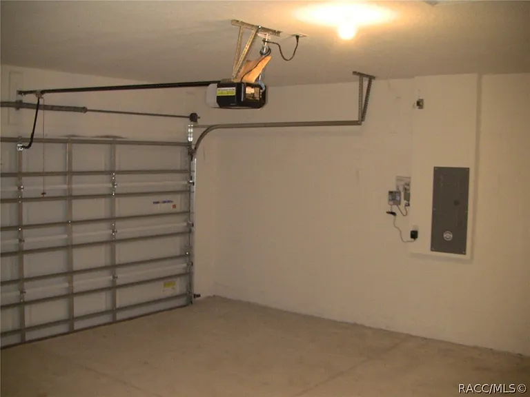 350 W Runyon Loop — Photo 22