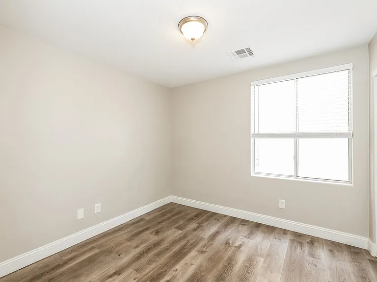 869 Shining Rose Pl — Photo 12