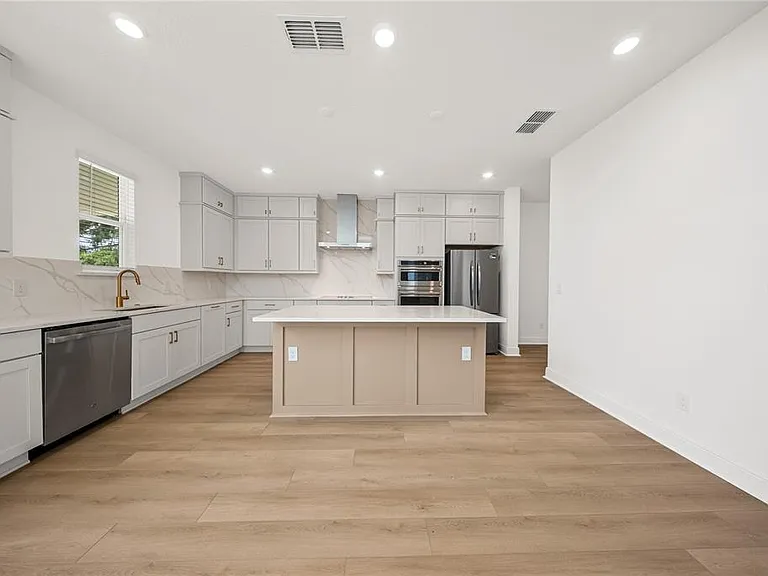12890 Eureka Lemon Dr — Photo 17