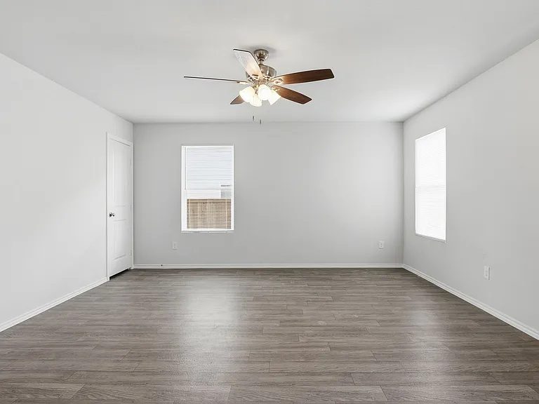 853 Eagles Nest Dr — Photo 18