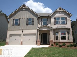 7022 Creswell Dr, Rex, GA 30273