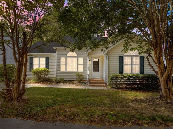 5208 Botany Bay Dr, Raleigh, NC 27616