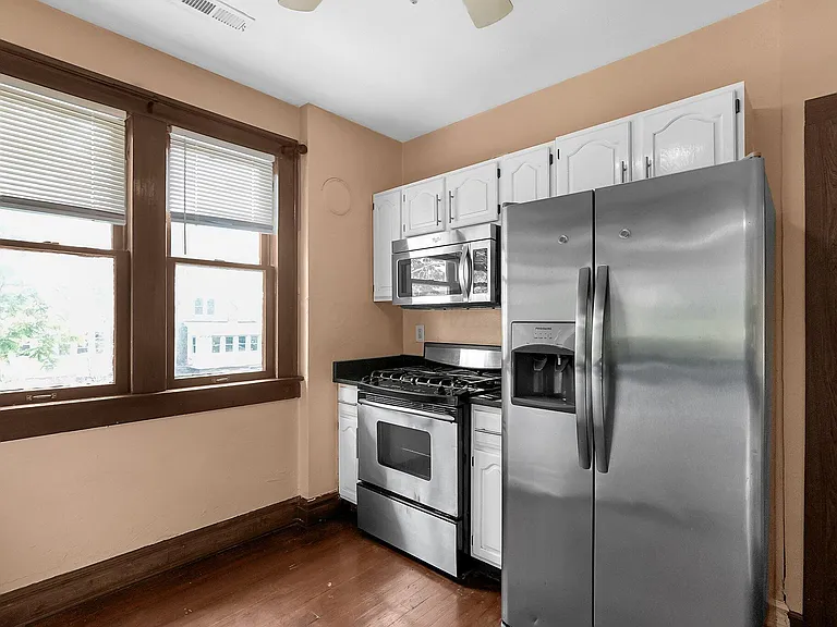 366 Berkeley Rd — Photo 10