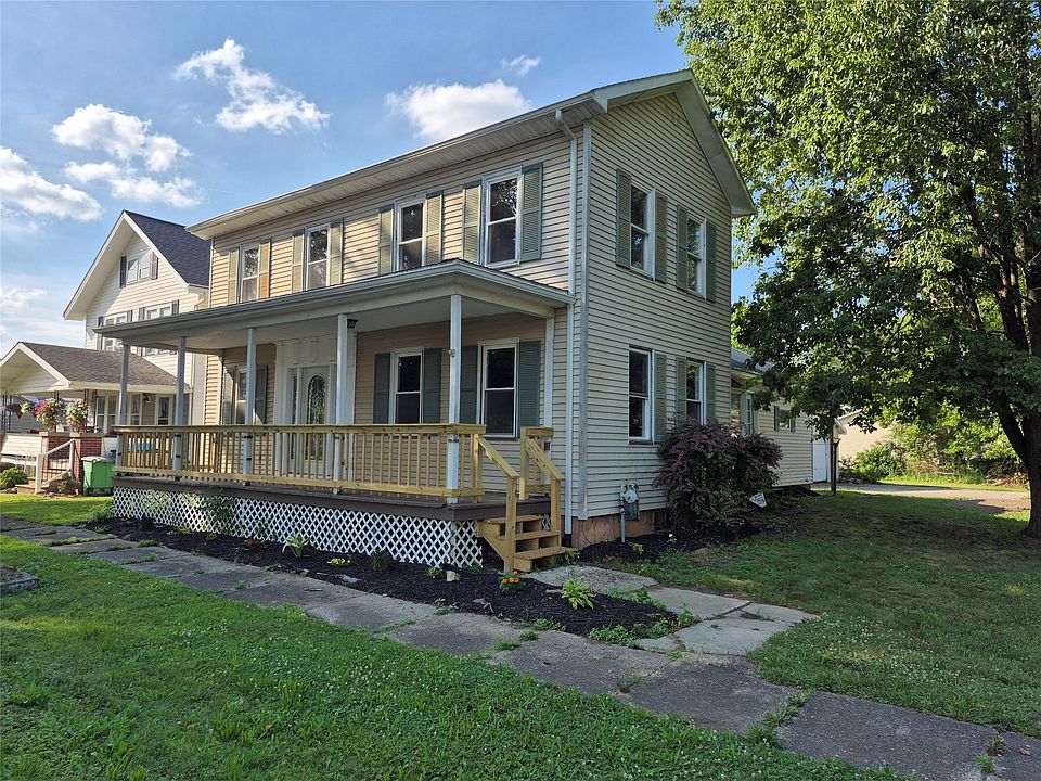 1st image of 609 Washington St