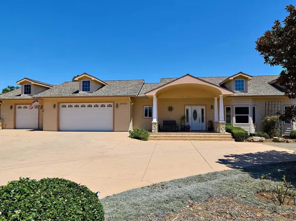 20125 Colina Encantada Way, Escondido, CA 92029