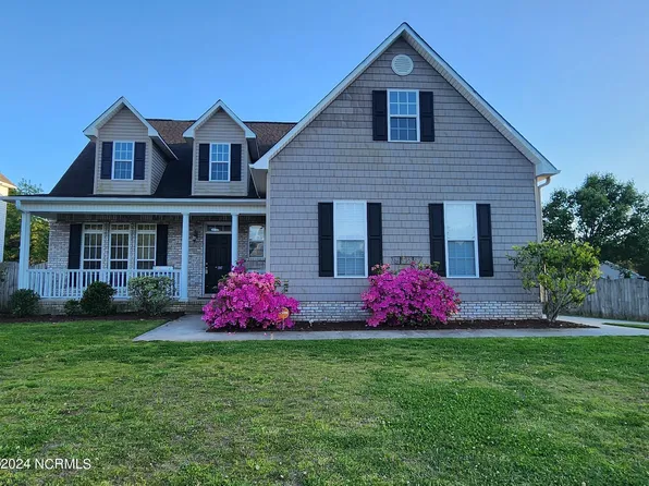 302 Savannah Dr, Jacksonville, NC 28546
