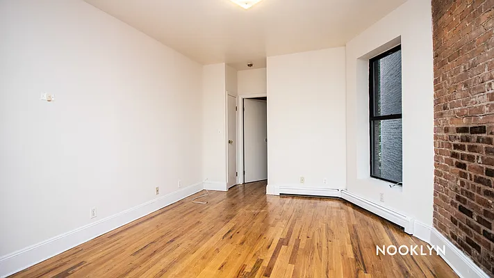 Rented by Nooklyn NYC LLC | media 4