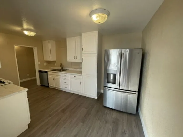 2145 Calle Serena — Photo 8