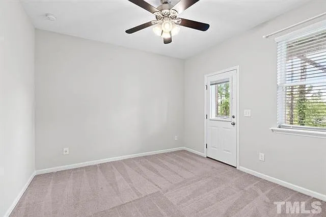 2223 Chattering Lory Ln — Photo 9