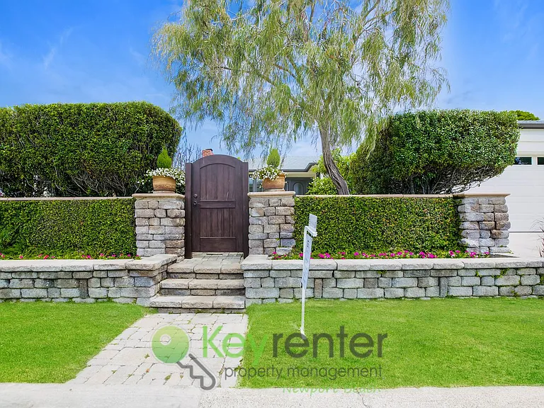 453 Seaward Rd — Photo 12