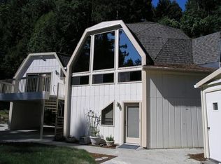 24675 Glenwood Dr #B, Los Gatos, CA 95033