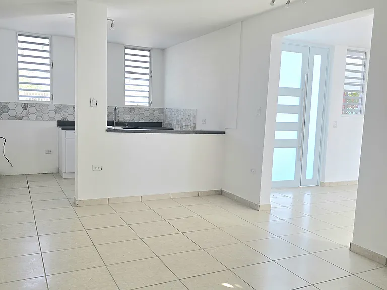339 Avenida Lopategui Cir — Photo 27