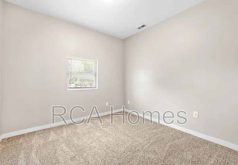 3519 Balsam Ave #7 — Photo 6
