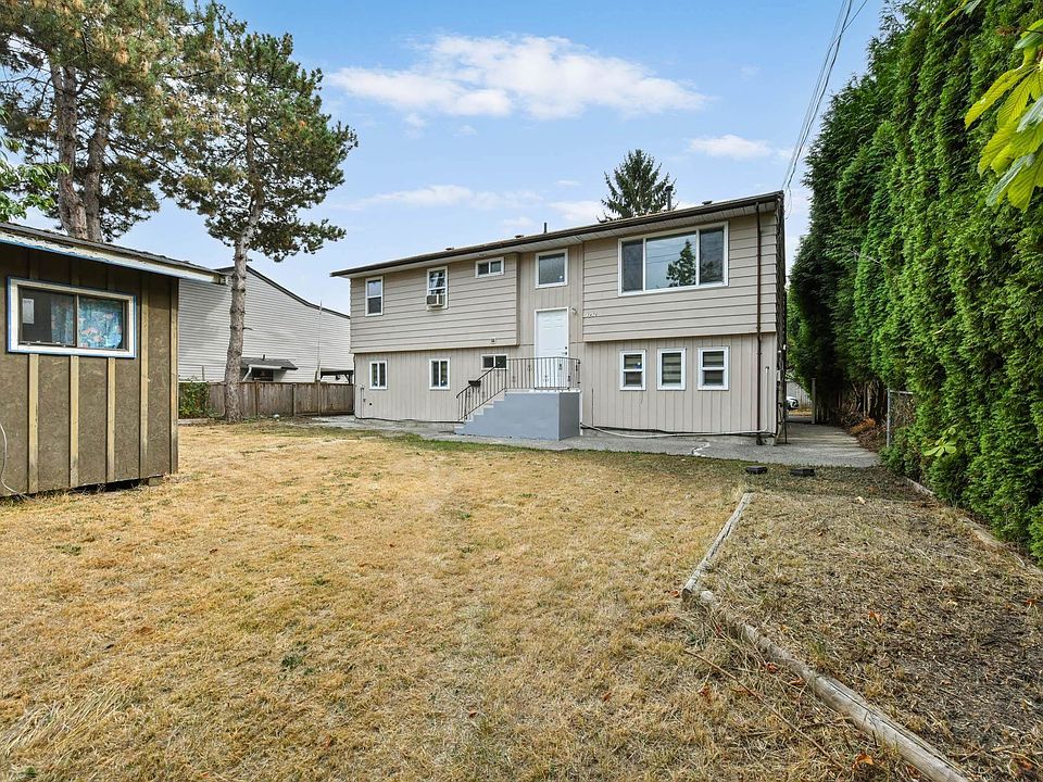 1st image of 17424 64th Ave