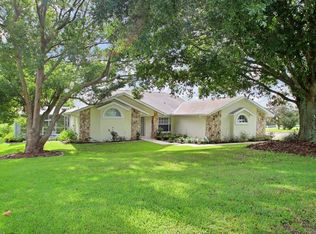 26848 Indian Ridge Dr, Yalaha, FL 34797