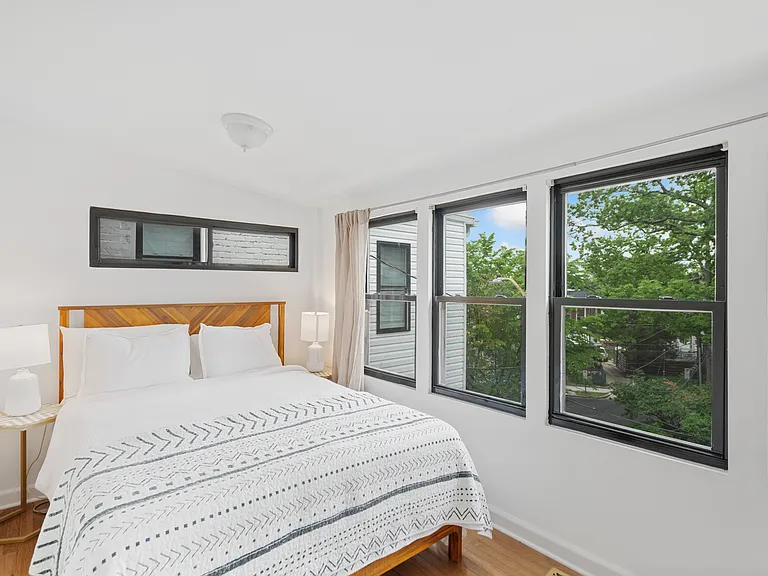 245 Rock Creek Church Rd NW — Photo 32