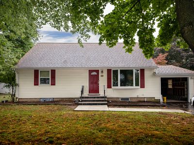 524 Burlington St, Paramus, NJ, 07652