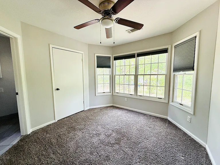 501 Vine St #A — Photo 10