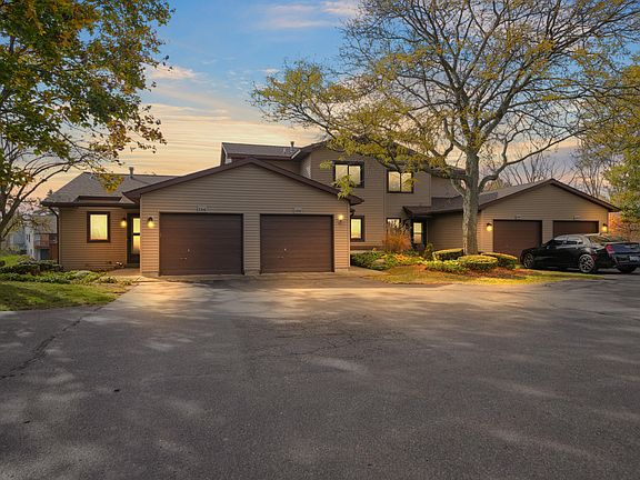 3rd image of 2332 Bridle Creek St SE