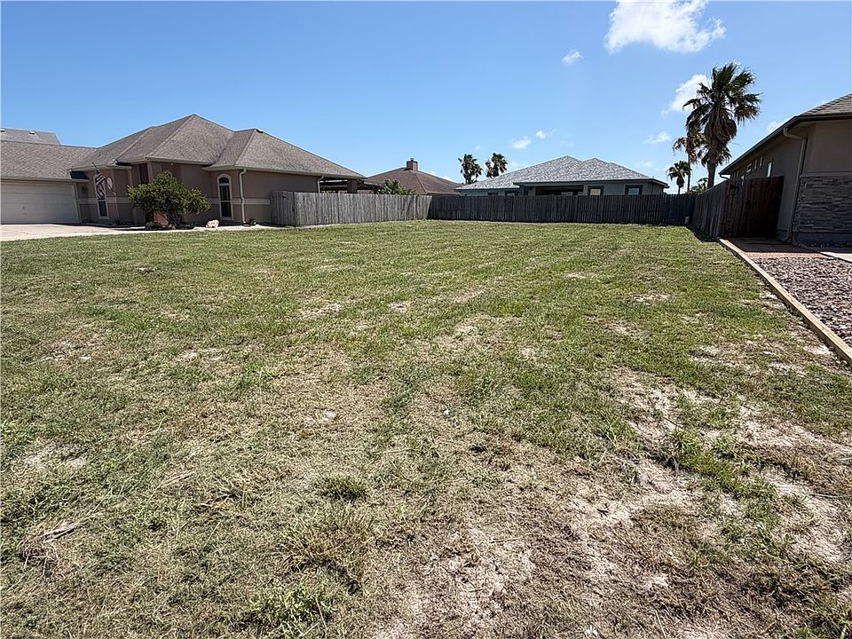 1st image of 15665 Three Fathoms Bank Dr