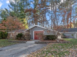 24 Wildes Rd, Chelmsford, MA 01824
