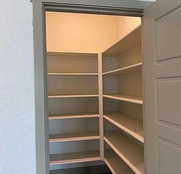 2467 Valverde Dr — Photo 17