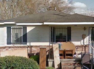 102 Stone St, Greenwood, MS 38756