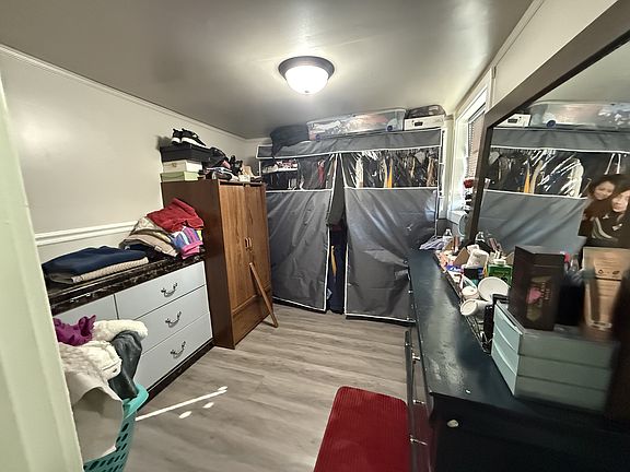 5th image of 244 E Cedar St