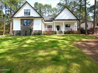 153 Pine Ridge Dr, Whispering Pines, NC 28327