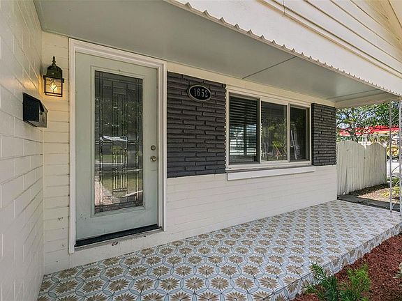 4th image of 1652 BERKSHIRE AVENUE