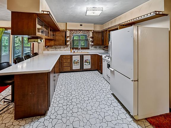 4th image of 12512 Wellman Rd