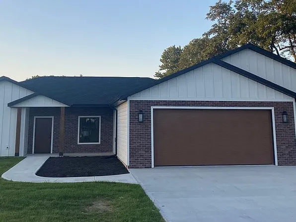1508 Indian St, Saint Paul, NE 68873