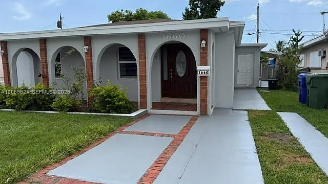 3660 NW 15th St