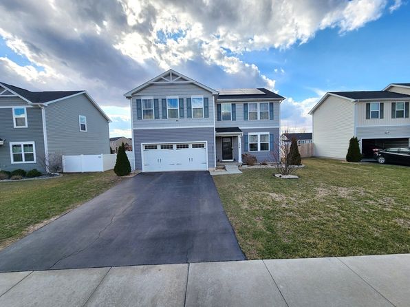 504 Jessamine Ln, Hampshire, IL 60140