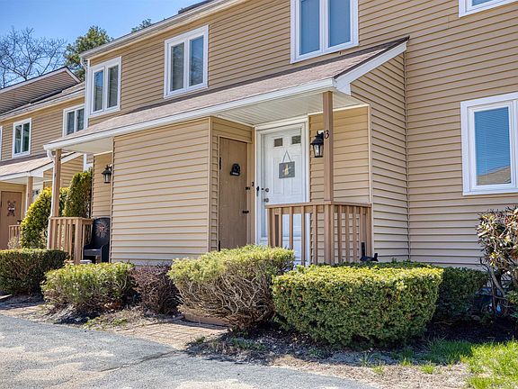 2nd image of 50 Patch Pond Road #13